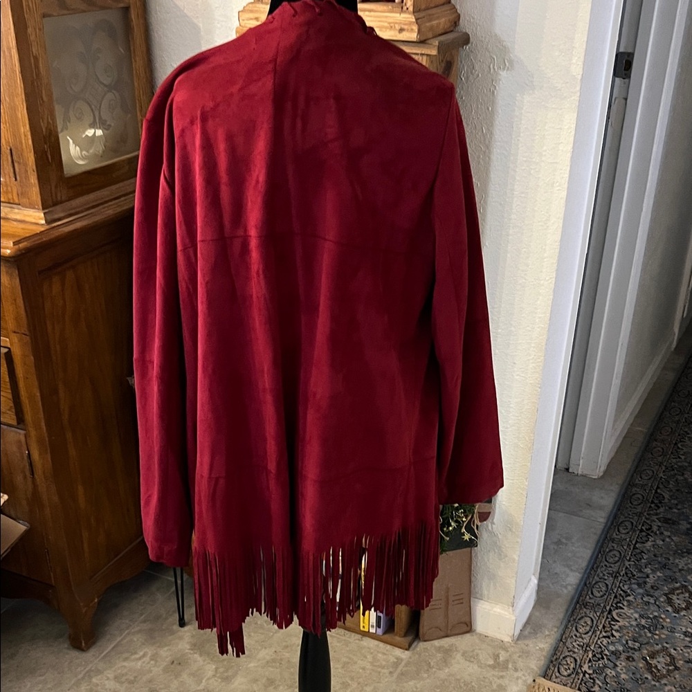 Elegant Burgundy Fringed Women's Cape. Medium - Picture 3 of 5
